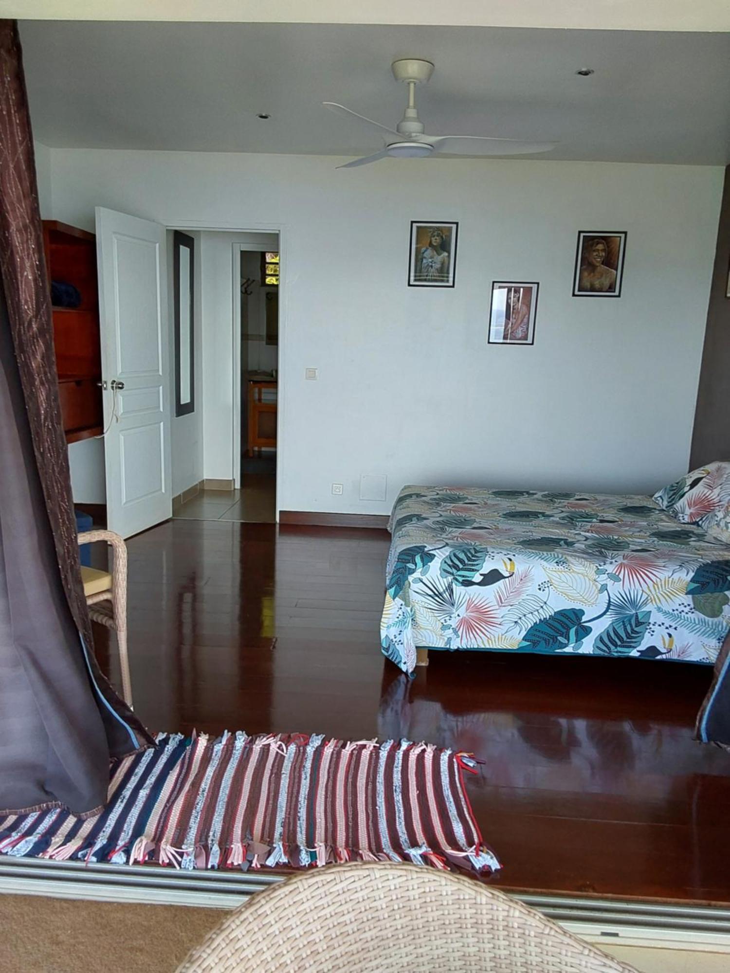 Fare Mahi Mahi Bed and Breakfast Uturoa Exteriör bild
